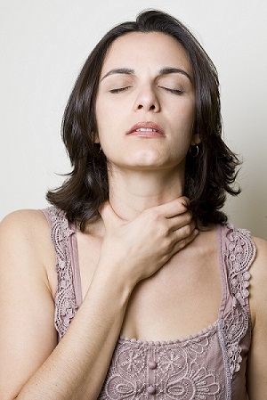 10 Thyroid Symptoms In Women